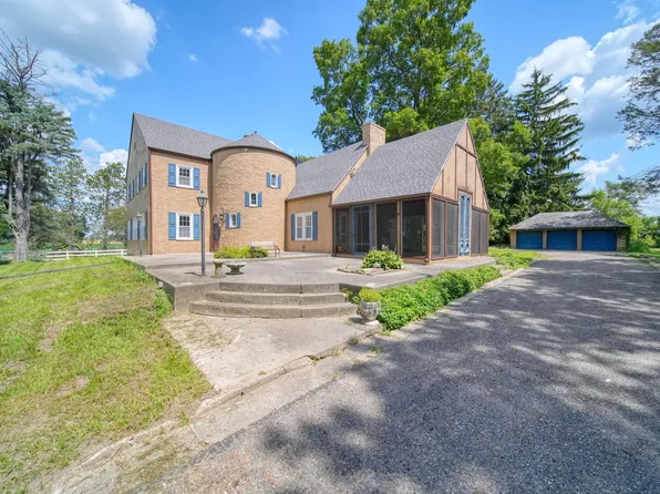 7295 N Gibbs Rd, Albion, MI 49224