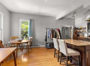 211 Harvard St APT 2, Cambridge, MA 02139