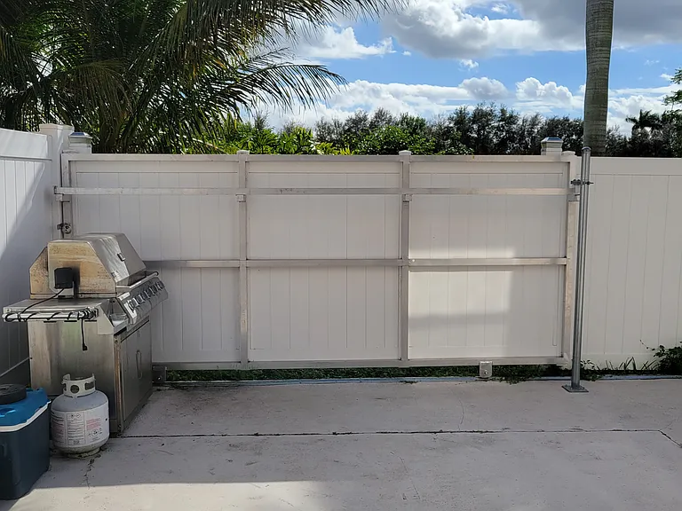 Sliding Gate