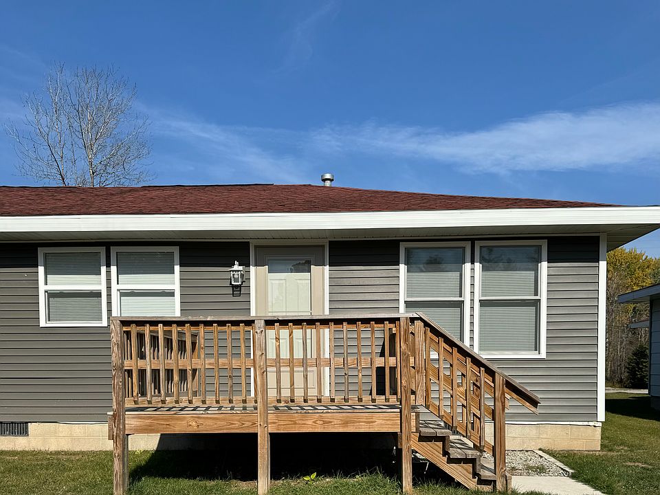 Back view of Apartment