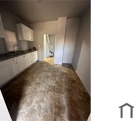 558 Holbrook St — Photo 8