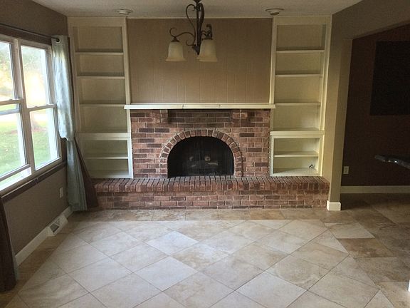 Hearth/Family Room