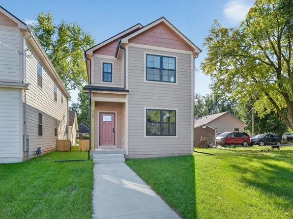 405 E Granger Ave, Des Moines, IA 50315