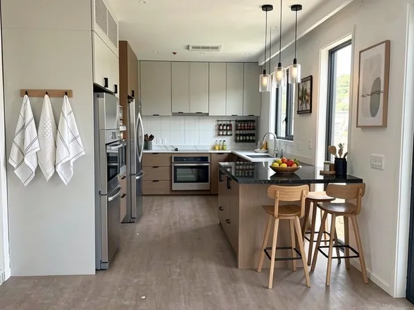 (undisclosed Address), Hayward, CA 94541