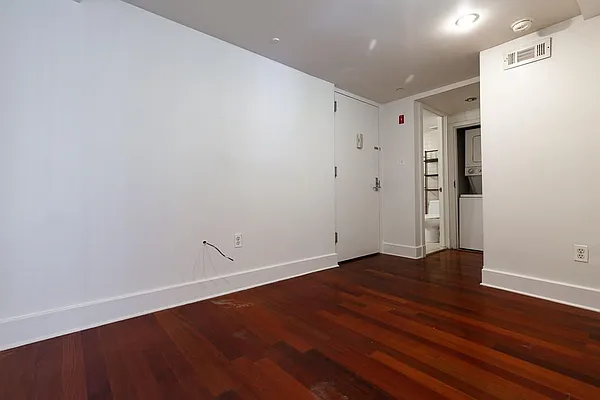 Rented by Brooklyn Group | media 20