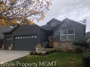 13709 SE Scenic Ridge Dr, Clackamas, OR 97015