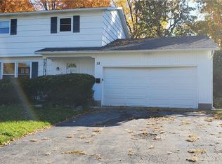 28 Jennie Ln, Rochester, NY 14606