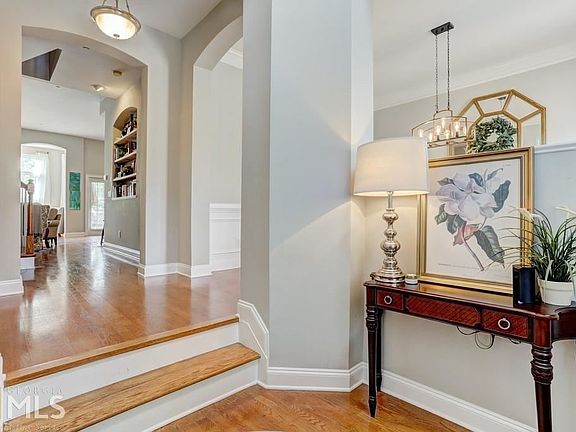 5th image of 3014 Montclair Cir SE #59