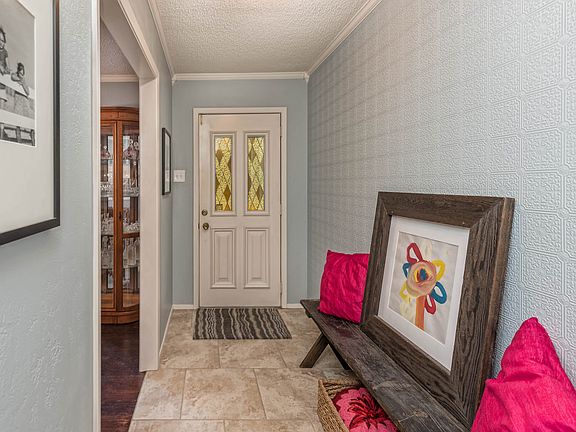 2nd image of 10010 Forest View Dr