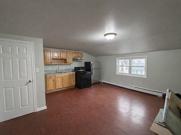 4th image of 130-132 Ellery Ave #3