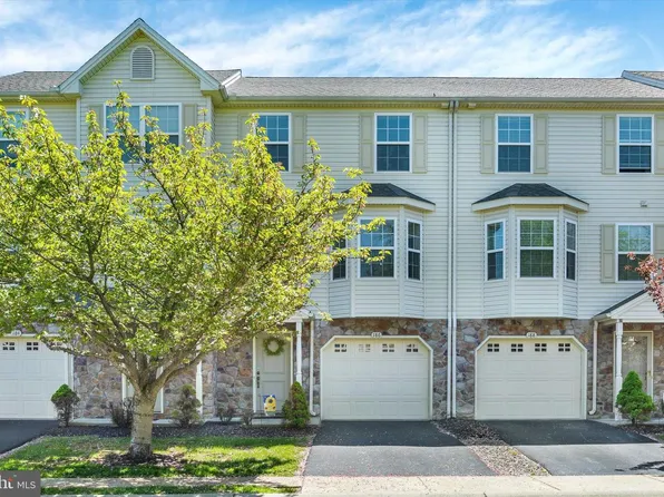 186 Mapleton Dr, Harrisburg, PA 17112