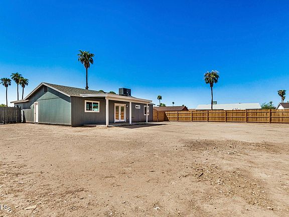 2nd image of 1653 N 69TH Avenue