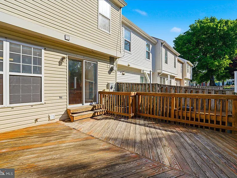 6129 Kendra Way — Photo 30