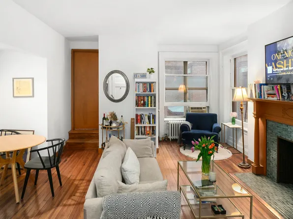305 West 90th Street image 1 of 7