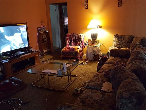 3rd image of 11190 Langdon Dr