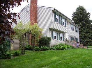 9 Blue Spruce St, Middletown, CT 06457