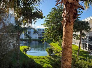 610 NE 2nd St #301, Dania Beach, FL 33004