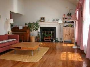 7 Plymouth Ct, Basking Ridge, NJ 07920