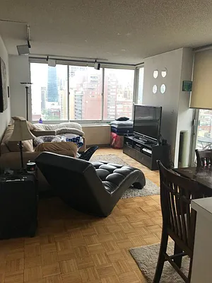 Rented by Level Group | media 2