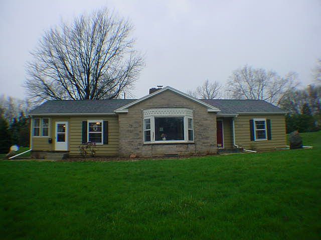 2nd image of 1615 Merner Ave