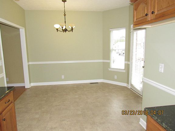 5th image of 519 E Clark Blvd