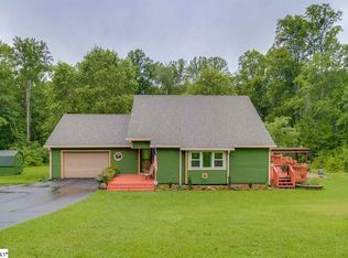216 Larkwood Rd, Liberty, SC 29657