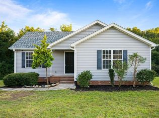 611 Pinnix Rd, Burlington, NC 27217