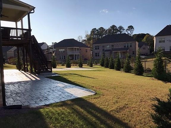 3rd image of 1671 Karis Oak Ln