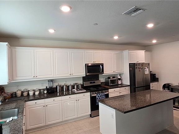 3rd image of 8221 Muir Ln