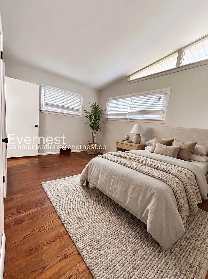 3 bed, 2.0 bath, 1036 sqft, $1,410 — Photo 4