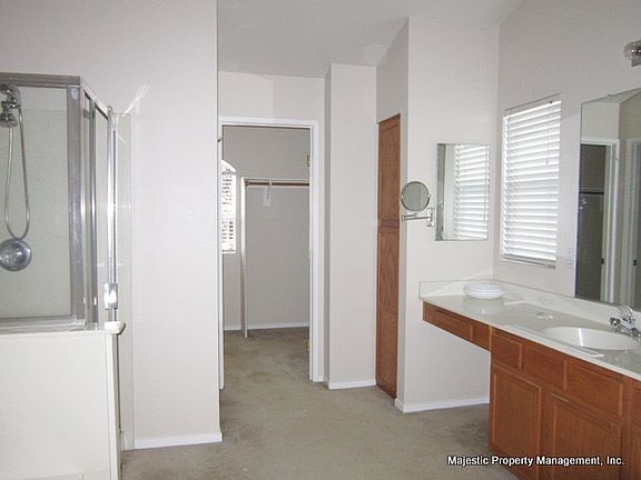 5th image of 1749 Dominion Dr
