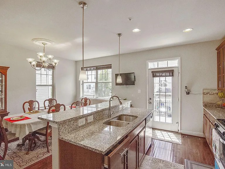 11882 Country Squire Way — Photo 19