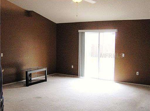 3rd image of 571 Heather Glen Dr