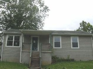 108 E Spring St, Carlisle, KY 40311