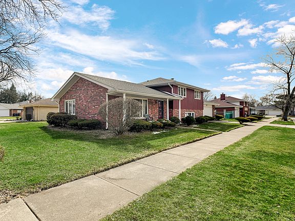2nd image of 1103 E 166th Pl