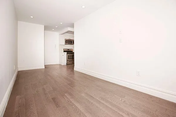 Rented by Platinum Properties | media 10