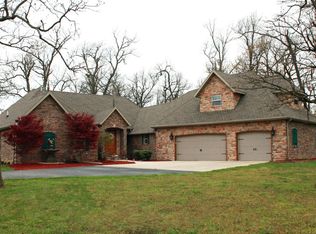 305 S Folks Ln, Republic, MO 65738