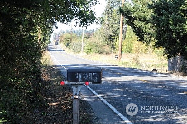2nd image of 4819 SR 702 S