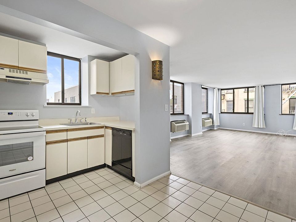 1st image of 300 Newark St APT 4I