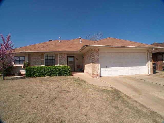 1st image of 1805 Briarhill Dr