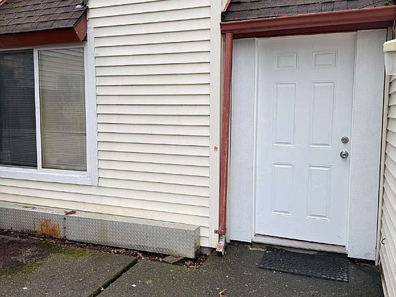 2nd image of 14600 SE 176th St Unit S2