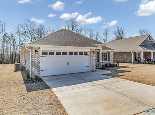 15414 Springbrook Trce, Athens, AL 35611