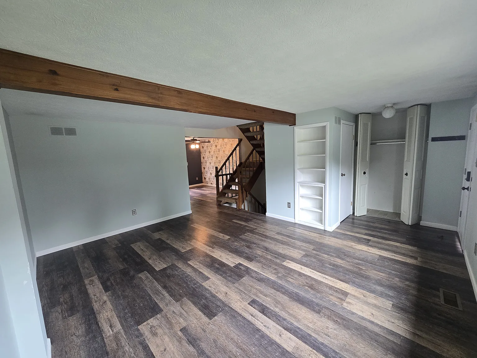 2041 Clearfork Rd — Photo 3