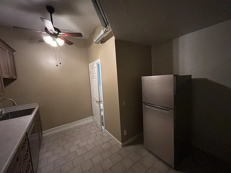 628 S Rose St #1 — Photo 6
