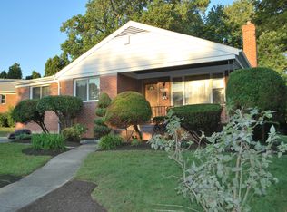 7605 Lorry Ln, Baltimore, MD 21208