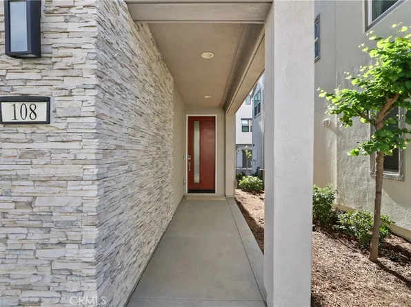 108 Tenor, Irvine, CA 92618