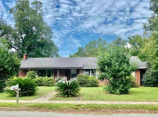 511 W Burleson St, Marshall, TX 75670