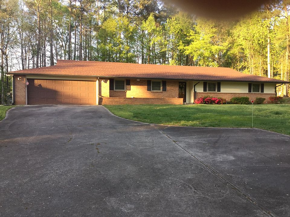 1st image of 135 N Fayette Ct