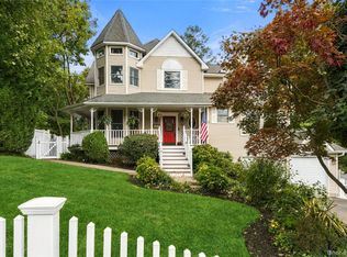 7 Platt Place, Huntington, NY 11743