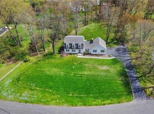 150 Far Horizon Dr, Easton, CT 06612